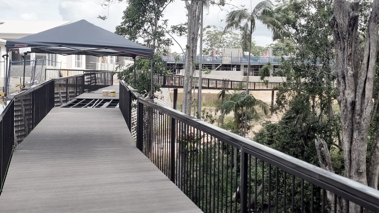 construction of an elvated bridge walkway