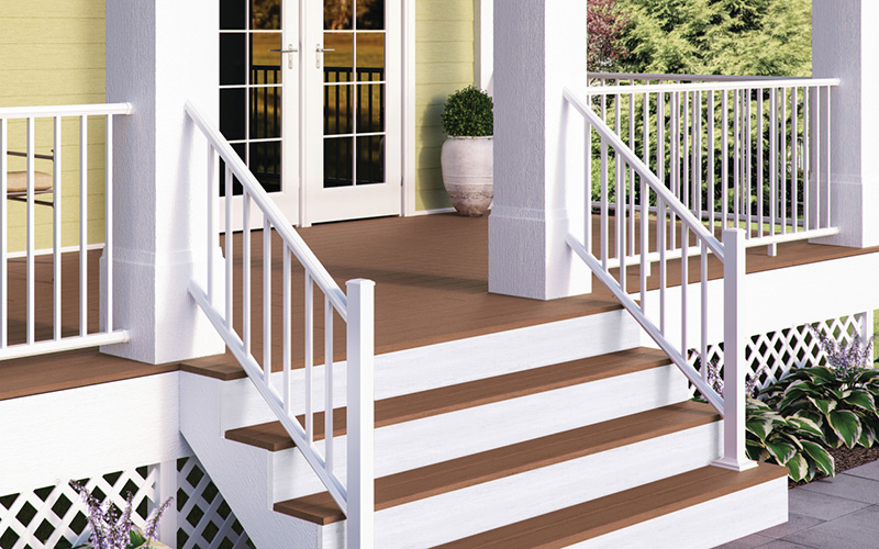 Deckorators Estate Aluminum Baluster railing - Classic White