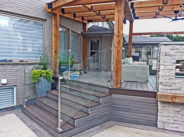 Invisirail glass rail